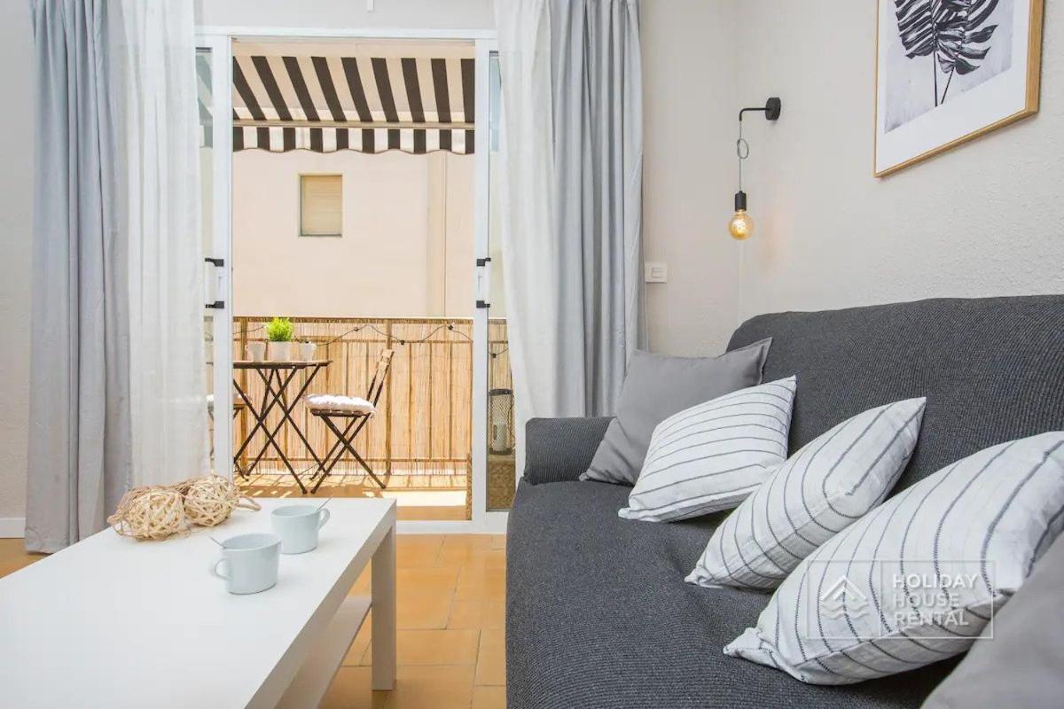 Cosy 3-Bedroom Apartment For 6-8 People Just 50M From The Beach Salou Exterior photo