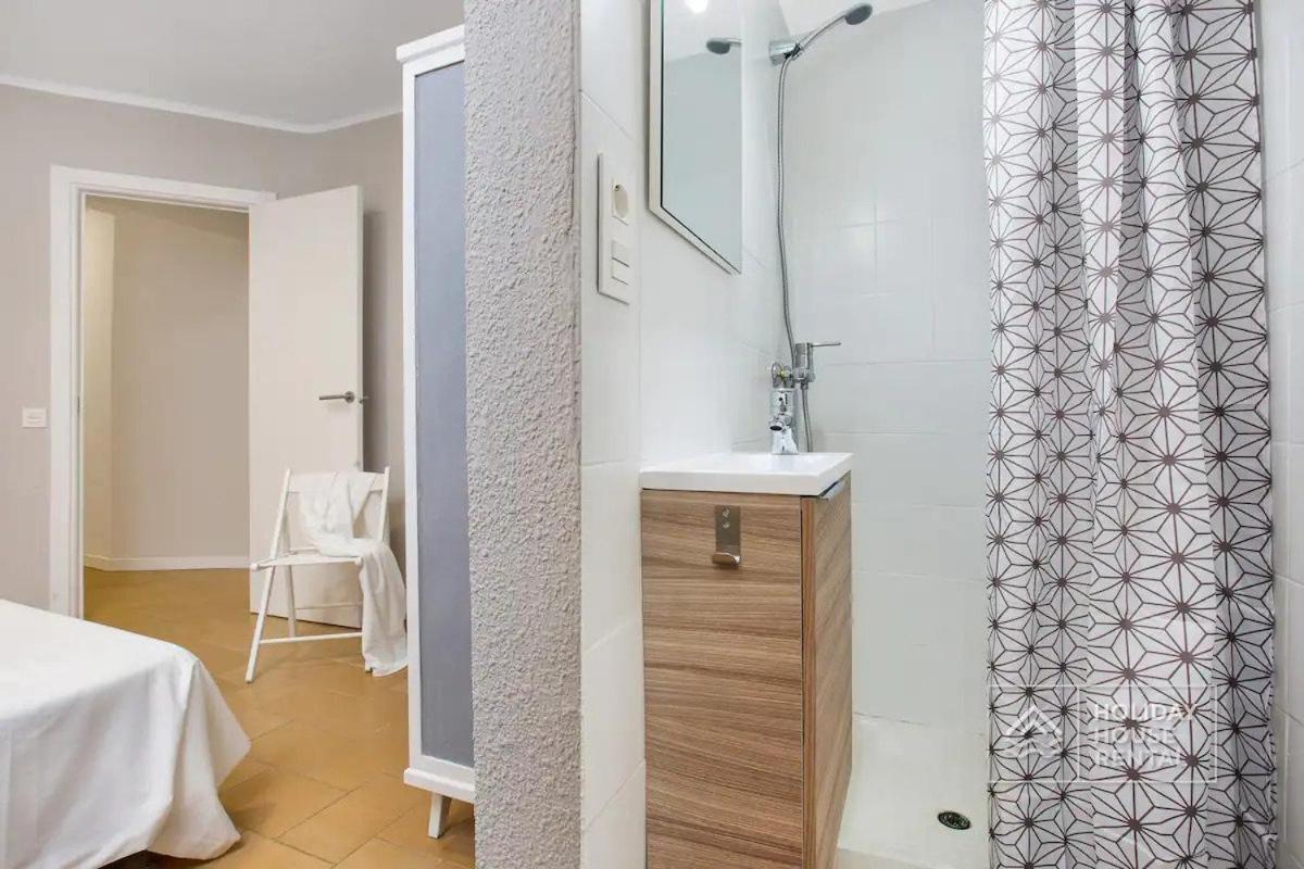 Cosy 3-Bedroom Apartment For 6-8 People Just 50M From The Beach Salou Exterior photo